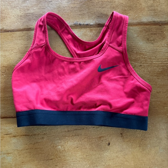 Sports Bra - Picture 1 of 1